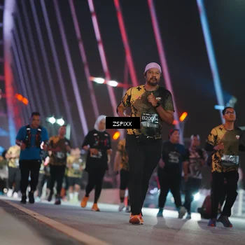 Runner Photo 6297330