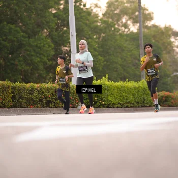 Runner Photo 6297335