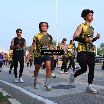 Runner Photo 6297344