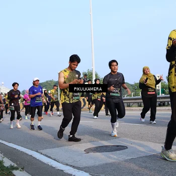 Runner Photo 6297409