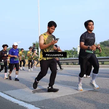 Runner Photo 6297485