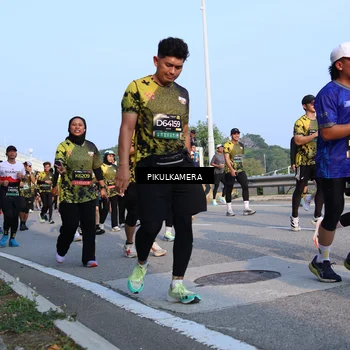 Runner Photo 6297502
