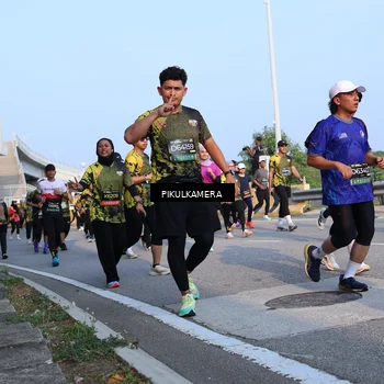 Runner Photo 6297505
