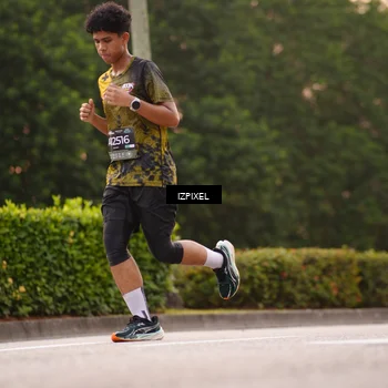 Runner Photo 6297507