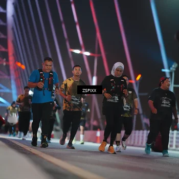 Runner Photo 6297513