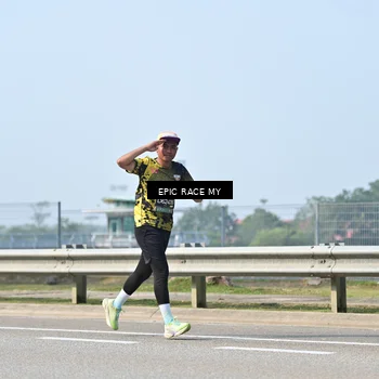 Runner Photo 6297518