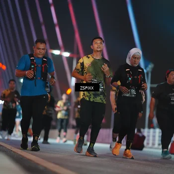 Runner Photo 6297530