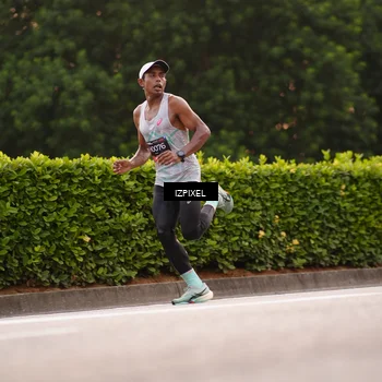 Runner Photo 6297546