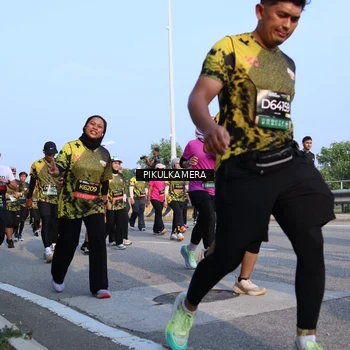 Runner Photo 6297553