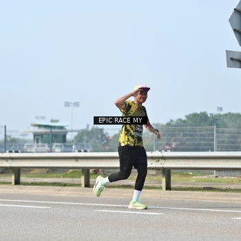 Runner Photo 6297555