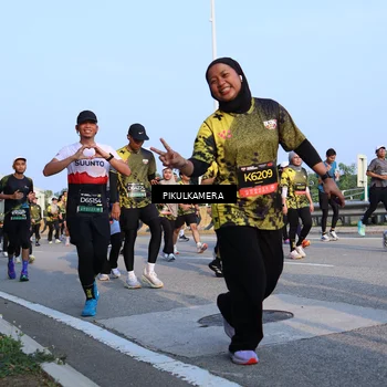 Runner Photo 6297605