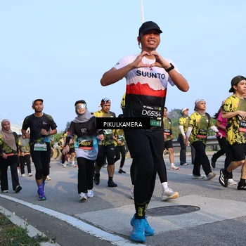 Runner Photo 6297657