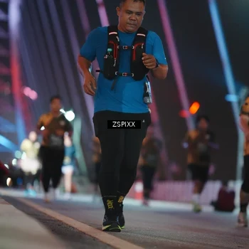 Runner Photo 6297709