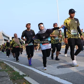 Runner Photo 6297731