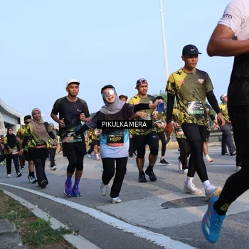 Runner Photo 6297734