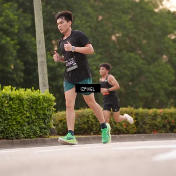 Runner Photo 6297786