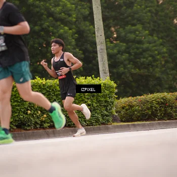 Runner Photo 6297813