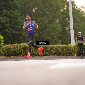 Runner Photo 6297892