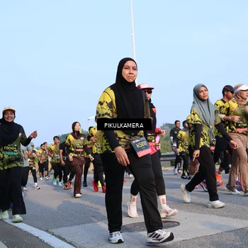 Runner Photo 6297911
