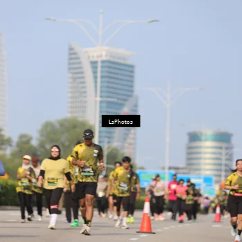 Runner Photo 6298023