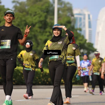 Runner Photo 6298024