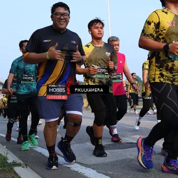 Runner Photo 6298033