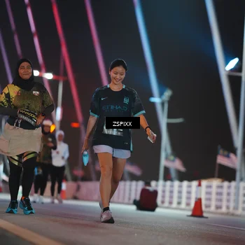 Runner Photo 6298070