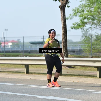 Runner Photo 6298076