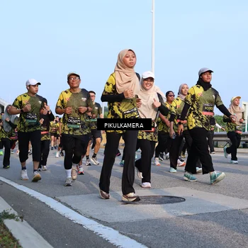 Runner Photo 6298157