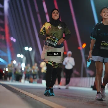 Runner Photo 6298186