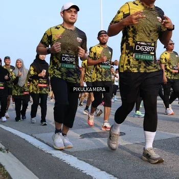 Runner Photo 6298190