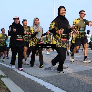 Runner Photo 6298246