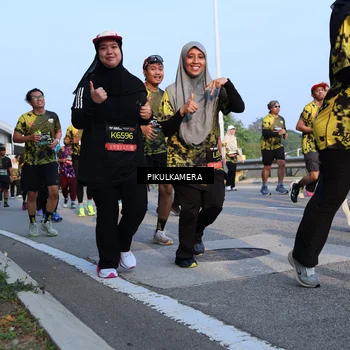 Runner Photo 6298254