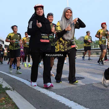 Runner Photo 6298267