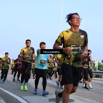 Runner Photo 6298269