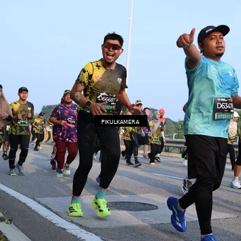 Runner Photo 6298302