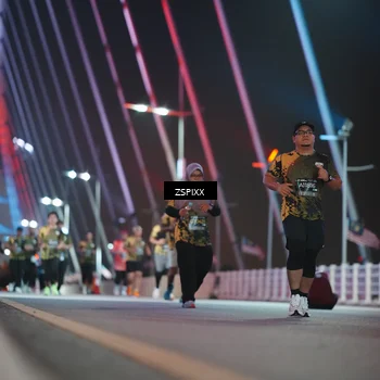 Runner Photo 6298311