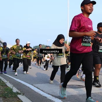 Runner Photo 6298429