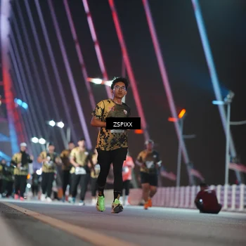 Runner Photo 6298448