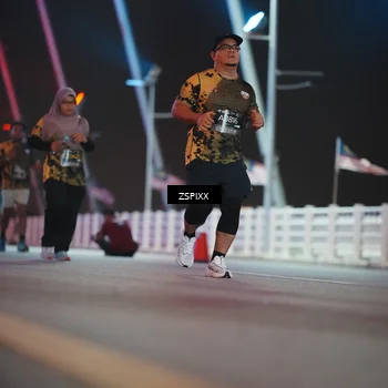 Runner Photo 6298458