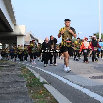 Runner Photo 6298631