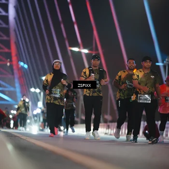 Runner Photo 6298637
