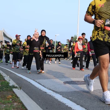 Runner Photo 6298672