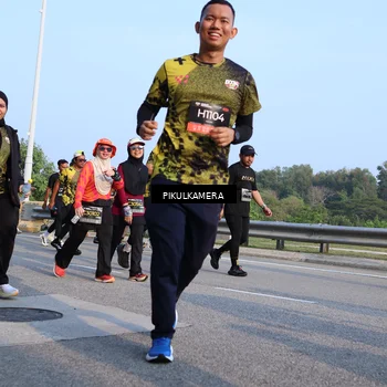 Runner Photo 6298693