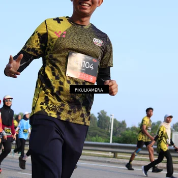 Runner Photo 6298715