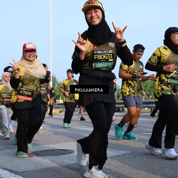 Runner Photo 6298716