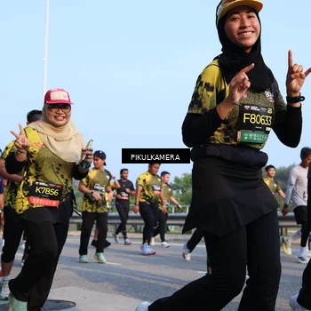 Runner Photo 6298759