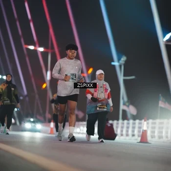 Runner Photo 6298766