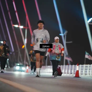 Runner Photo 6298768