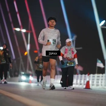 Runner Photo 6298804